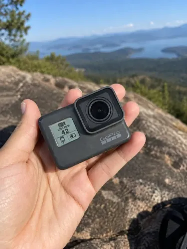 GoPro HERO 5 Black+Cartão 64+2bateria+carregador 2baterias+pau selfie+case tanque+kit