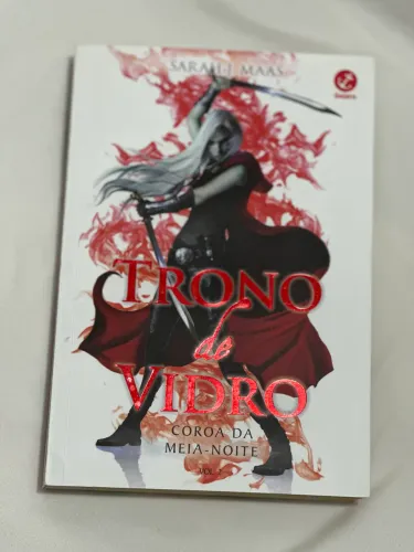 Trono de vidro - Coroa da Meia-noite 
