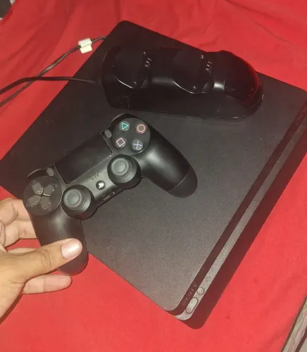 PS4 1TB