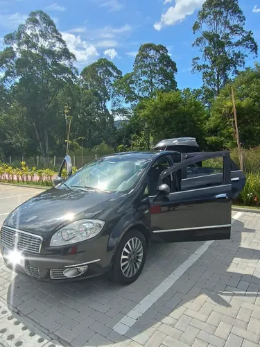 Fiat Linea 1.9/ HLX 1.9/ 1.8 Flex 16V 4P 2010