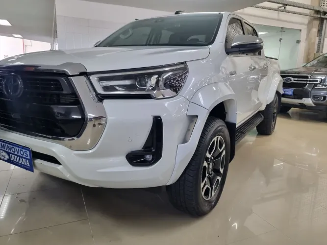 Toyota Hilux CD SRX 4X4 2.8 TDI 16V Diesel Aut. 2024