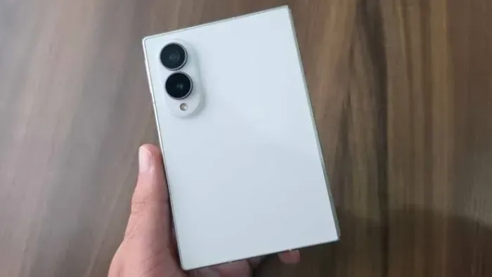 Samsung Galaxy Zfold 8 Branco