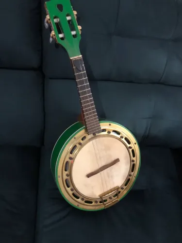 BANJO LEO SOARES - BEM CONSERVADO