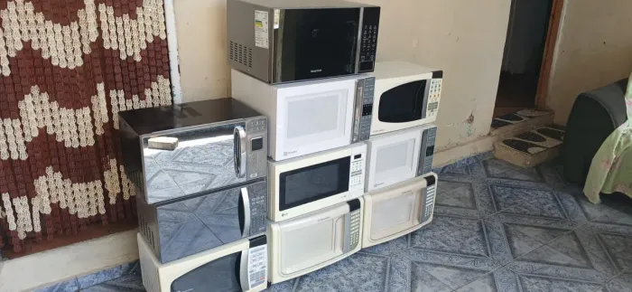 Microondas apart R$199,00 BARATO! É bom.