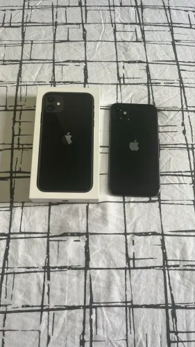 iPhone 11 , 128 gigas
