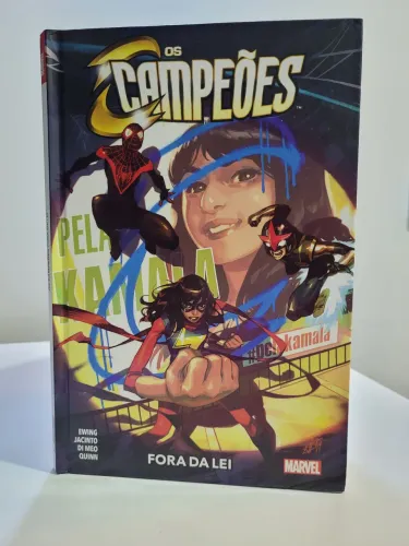 HQ Marvel Os Campeões