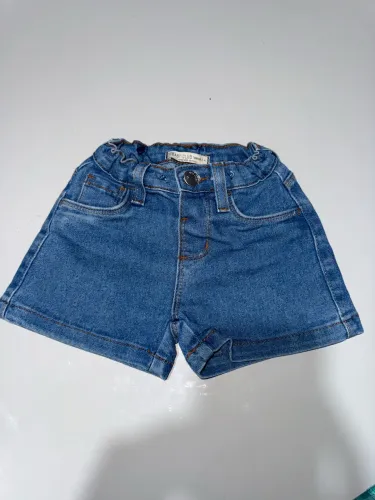 Short menina