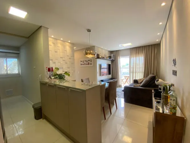 Apartamento com 2 Dormitórios (1 Suíte), Sol da Manhã, Sacada e Lazer I Condomínio JR Amer
