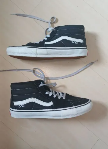 Tênis Vans Skate Grosso Mid Black White - 42