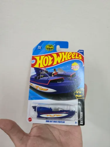 Bat lancha hotwheels 