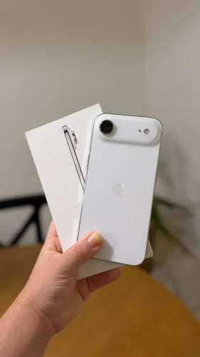 iPhone 17 Air 256GB, Cloud White