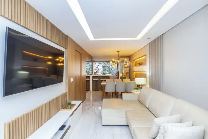 Apartamento para Venda em Curitiba, Vila Izabel, 2 dormitórios, 1 suíte, 2 banheiros