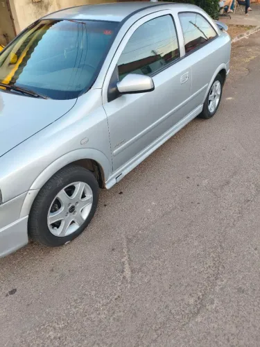 Chevrolet Astra 2.0/ CD/ Sunny/ GLS 2.0 8V 3P 2002