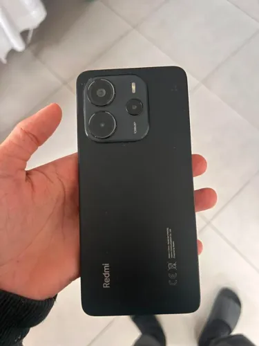 Vendo celular redmi not 14 256gb , 1 ano de uso