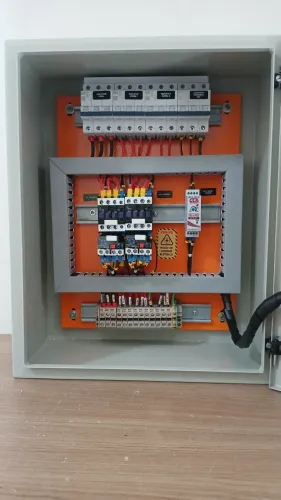 Quadros Elétricos e Quadros de Comando