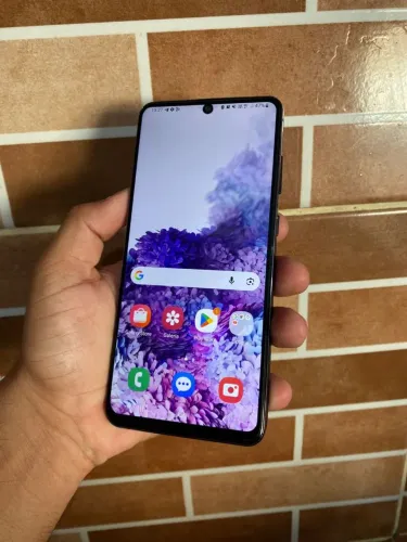SAMSUNG S20 PLUS