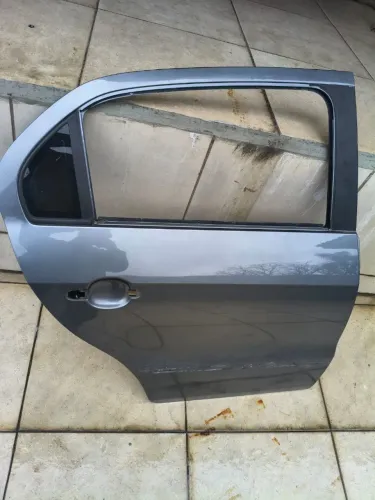 Porta Traseira direita Voyage Gol G5 G6 G7 G8