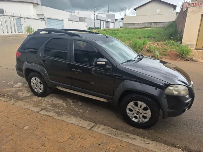 Fiat Palio Week. Adv/adv Tryon 1.8 MPI Flex 2010