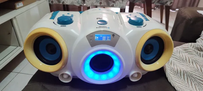 Microsystem Philco c/bluetooth, usb, CD e controle remoto. Seminovo