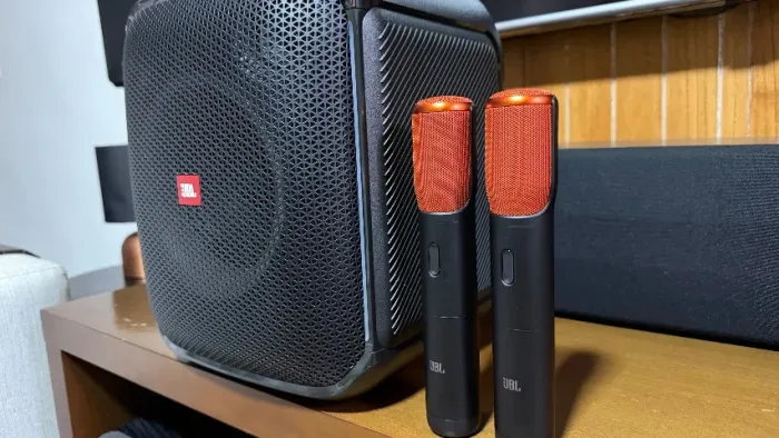 JBL Partybox Encore C/ 2 Microfones Perfeita 100 Watts Rms