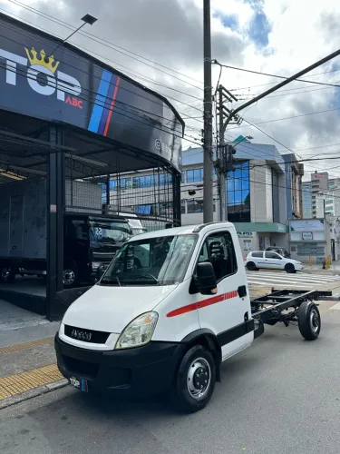 Iveco Daily Chassi 35s14 3.0 16V Diesel Mec. (e5) 2017