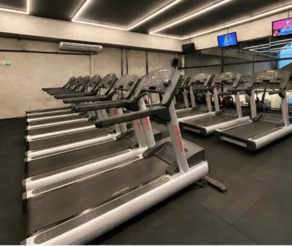 Esteira Life fitness Integrity
