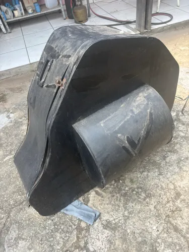 Estojo sousafone Sibemol ou Mibemol usado