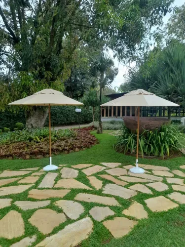 Aluguel de Ombrelones e tendas para eventos 