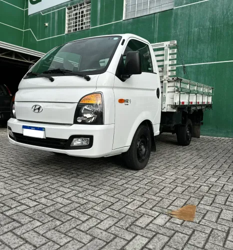 HR TURBO 2021 c/ carroceria. 