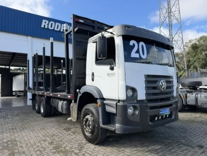 VOLKSWAGEN 32-360 Constellation 6x4 2p (diesel)(E5)