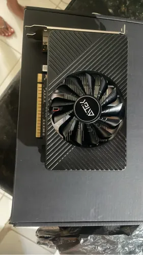 Placa de vídeo gtx 550 ti 2gb novinha 3 dias de uso