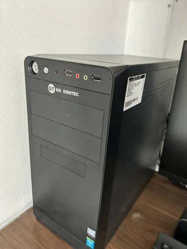 Computador, mouse, som e teclado