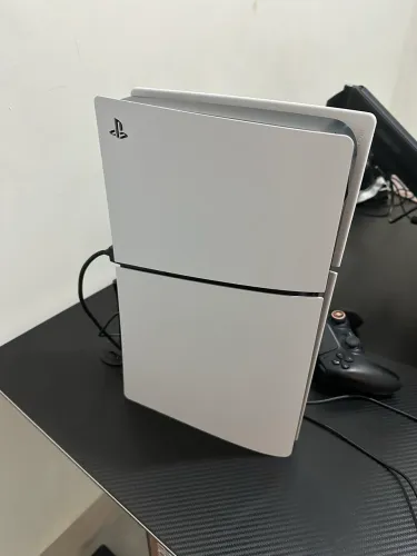 Vendo ps5 mídia digital 1tera + 1 controle
