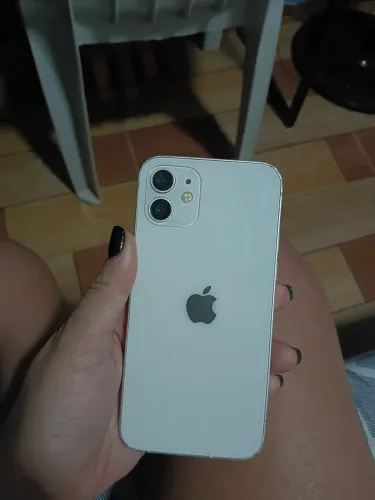 Iphone 12 (leia a descrição)