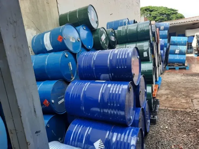 Tambor de 200 litros lata tampa fixa