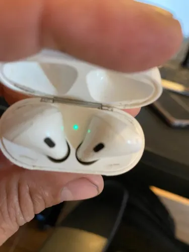 AirPod versão 6F21