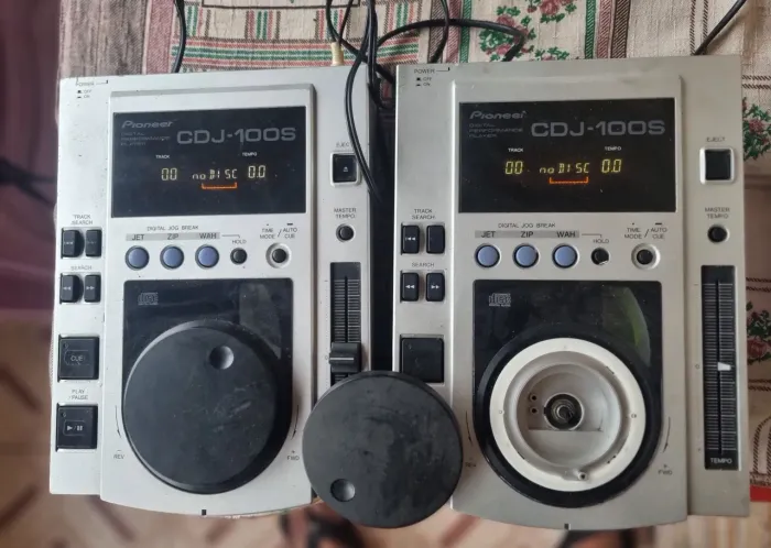 2 CDJ 100