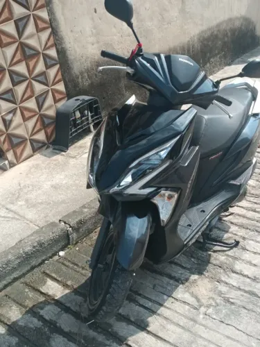 Honda elite  23/24