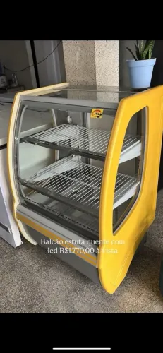 Vende-se Balcão estufa quente de led