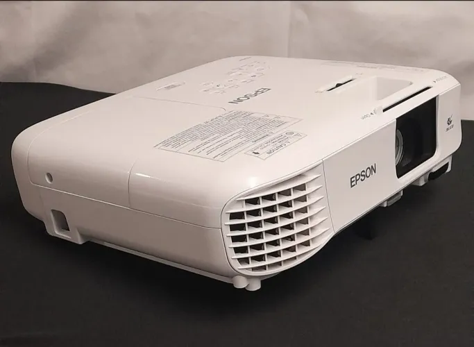 Projetor Epson PowerLite E20 3400 Lumens