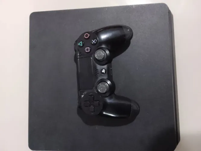Ps4 slim 500 GB