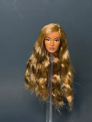 BARBIE YOU CREATE NEUTRAL KIT 1 MODEL OF THE MOMENT NICHELLE (MOTM)