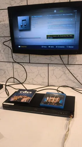 BLU-RAY SANSUNG BD-D5100ZD + CONTROLE REMOTO + FILMES DE BRINDE LEIA A DESCRIÇÃO