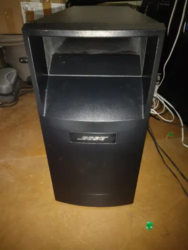 Subwoofer Bose acoustimass 10