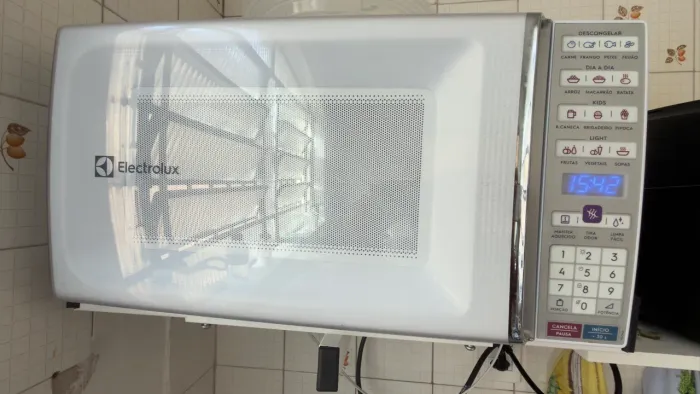 Micro-ondas Electrolux 34L