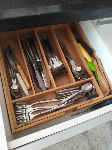 Organizador de talheres de bambu