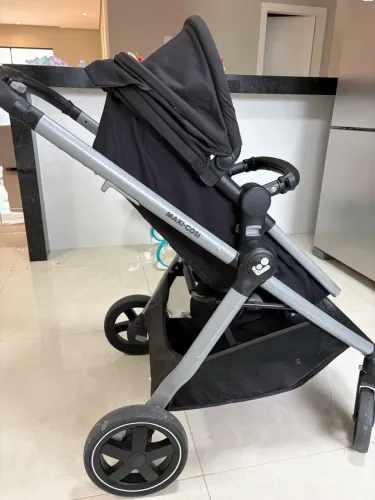 Carrinho de bebê Maxi Cozi Anna
