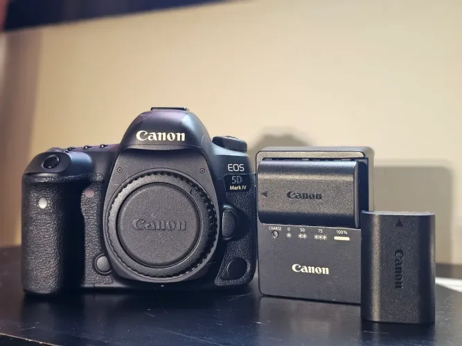 Canon 5D Mark 4