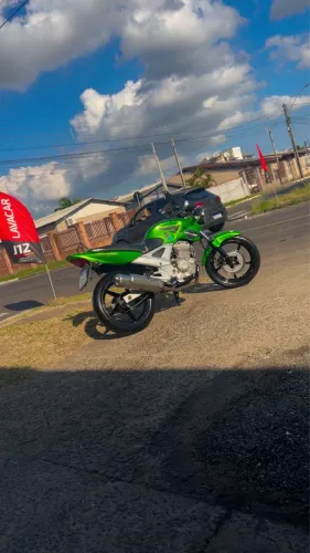 Vendo ou troco Twister 