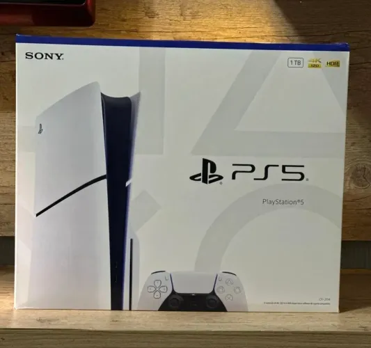 PS5 SLIM MIDIA FISICA 1 TERA 15 DIAS DE USO IMPECÁVEL 1 ANO DE GARANTIA